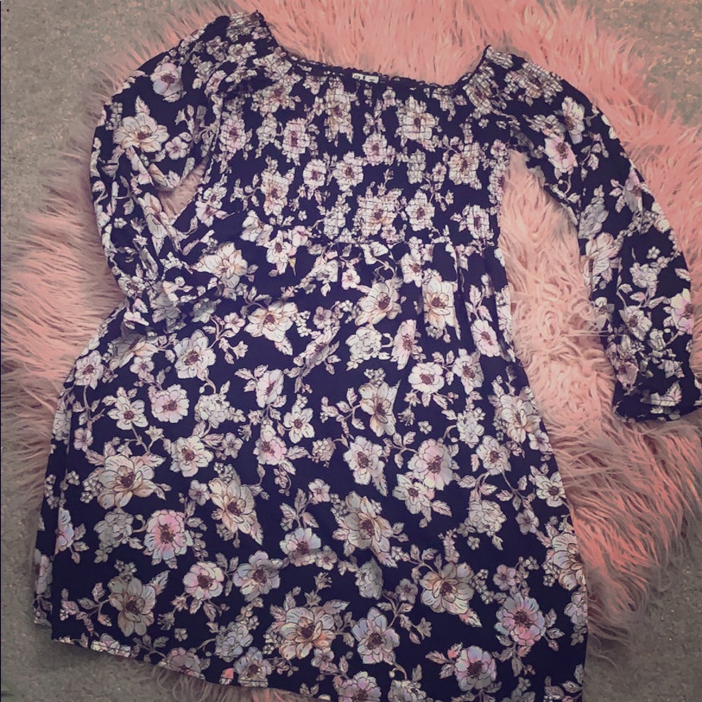 Off shoulders Dress
